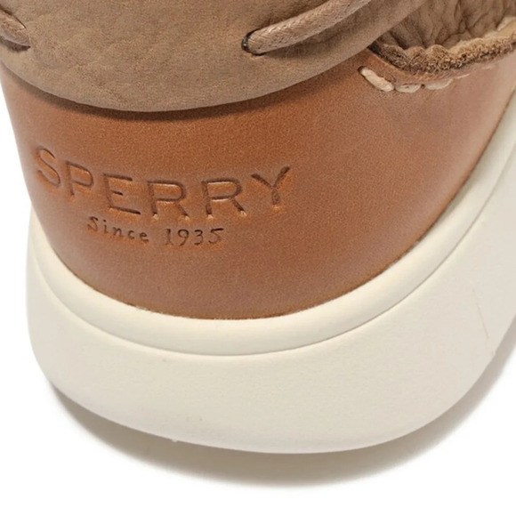 Sperry Plushwave Boat Shoe - Picture 6 of 7